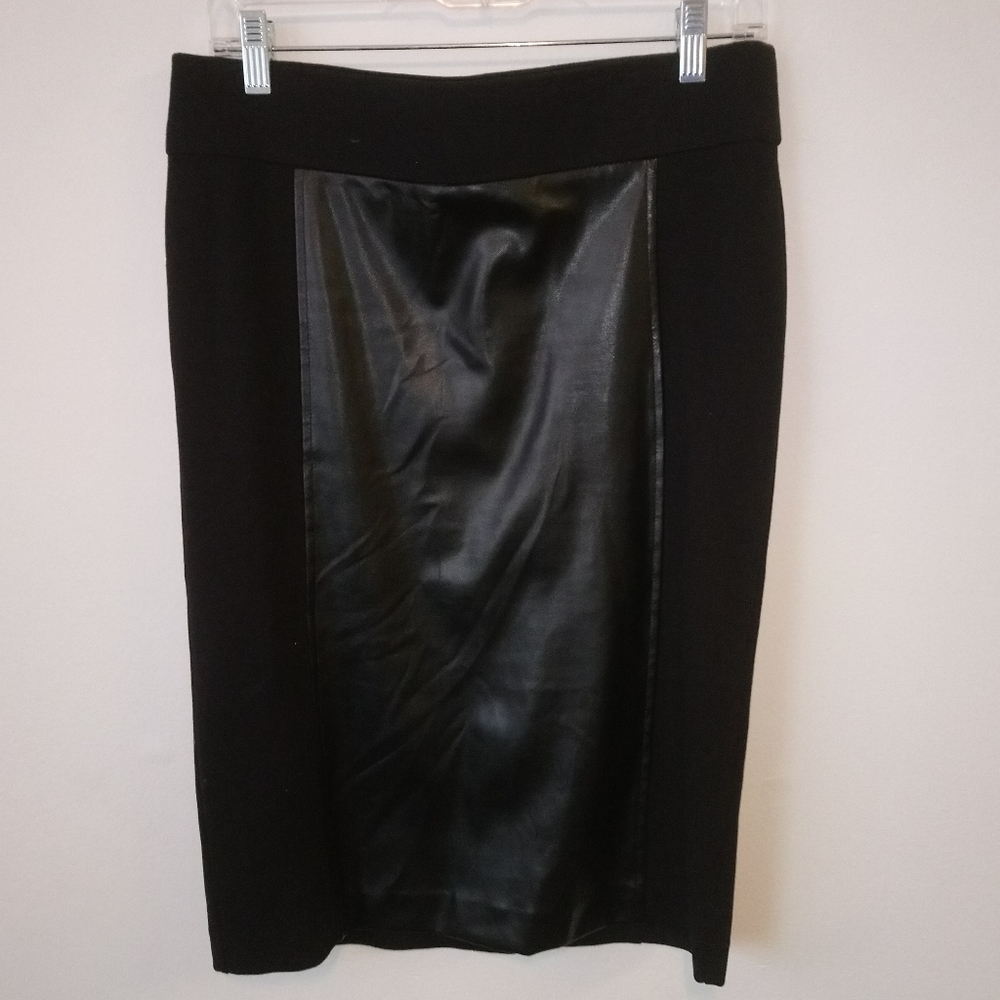 ☂️Black Pencil skirt